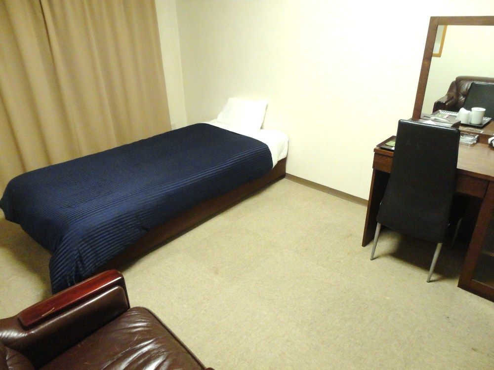 Hotel Livemax Nagoya image 1