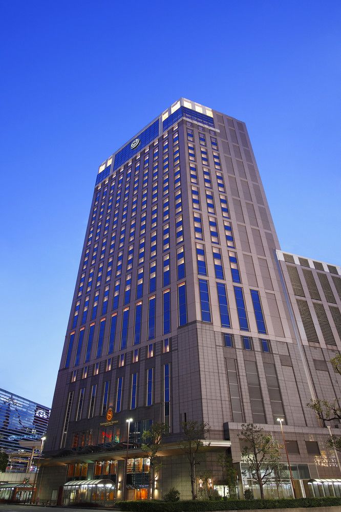 Yokohama Bay Sheraton Hotel and Towers image 1