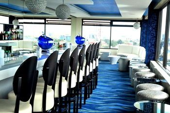 Hotel Lounge