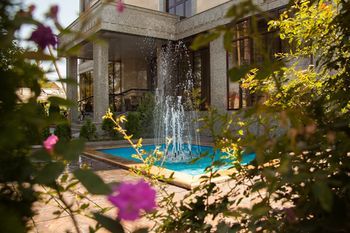 Courtyard View