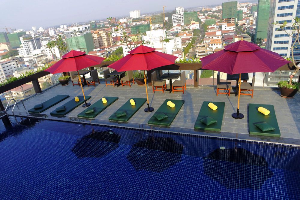 V Hotel Phnom Penh image 1