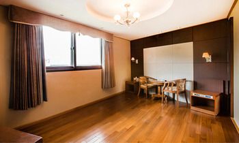 Duksan Oncheon Tower Hotel photo 4