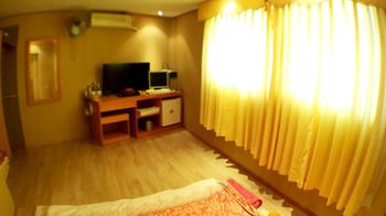 Duksan Oncheon Tower Hotel photo 5