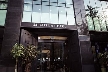 Hotel Front - Evening or Night
