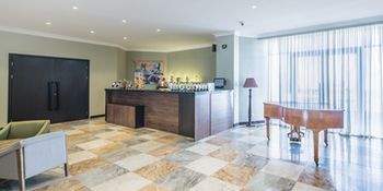 Hotel Lounge