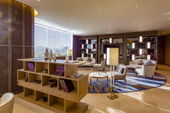 Executive Lounge