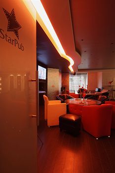 Hotel Lounge