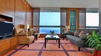 Executive Lounge