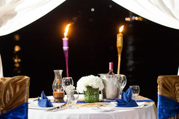 Couples Dining