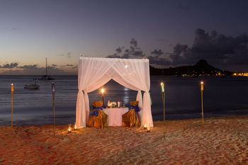 Couples Dining