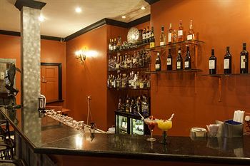 Hotel Bar