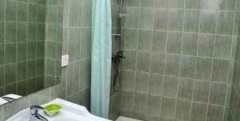Night Station Hotel photo 2