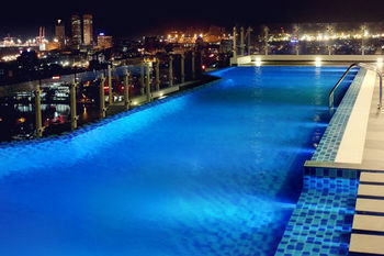 Infinity Pool