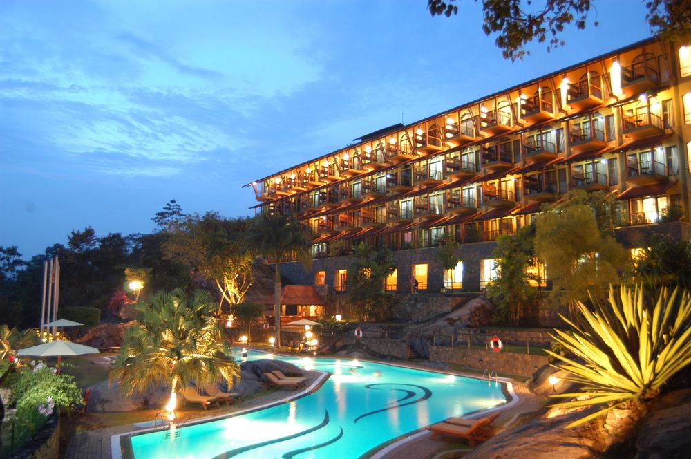 Earl's Regency Hotel Kandy District Sri Lanka thumbnail