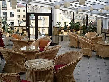 Hotel Bar