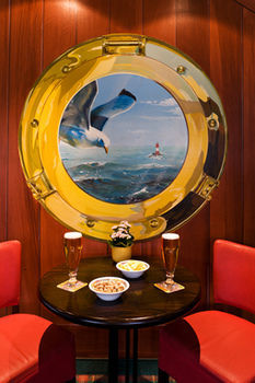 Hotel Bar