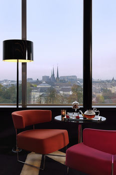 Hotel Lounge
