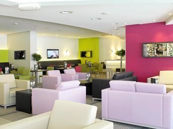 Hotel Bar