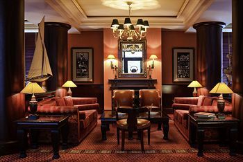 Hotel Lounge
