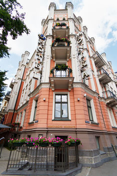 Hotel Front