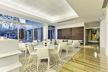Hotel Lounge