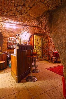 Hotel Bar