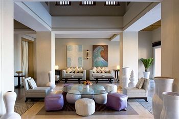Hotel Lounge