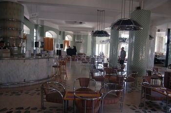 Hotel Bar