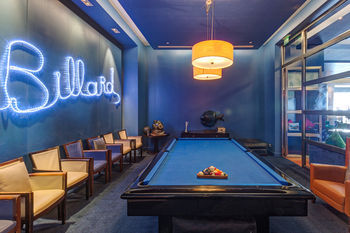 Hotel Lounge