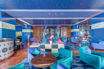 Hotel Lounge