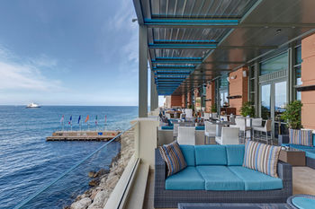 Hotel Lounge