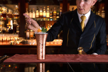 Hotel Bar