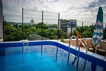 Rooftop Pool