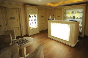 Spa Reception