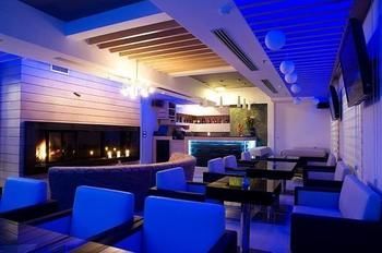 Hotel Lounge
