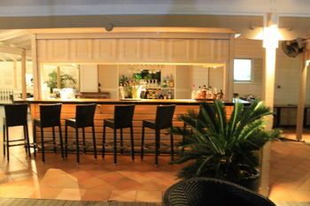 Hotel Bar