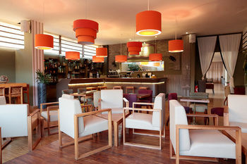Hotel Bar