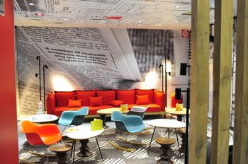 Hotel Bar