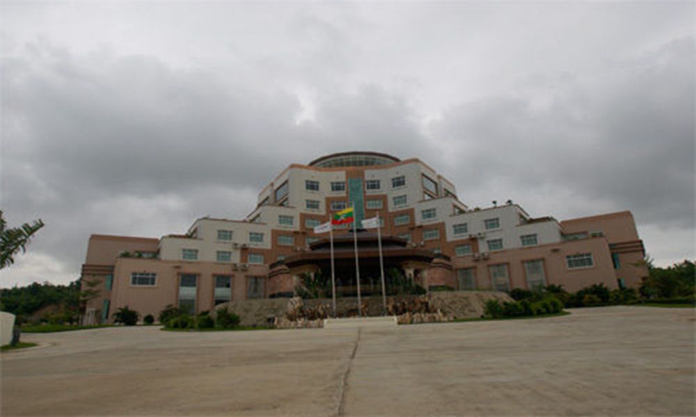 Oattara Thiri Hotel image 1