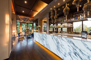 Hotel Lounge