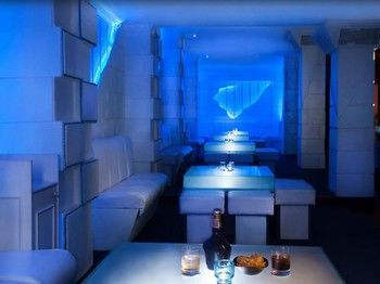 Hotel Lounge