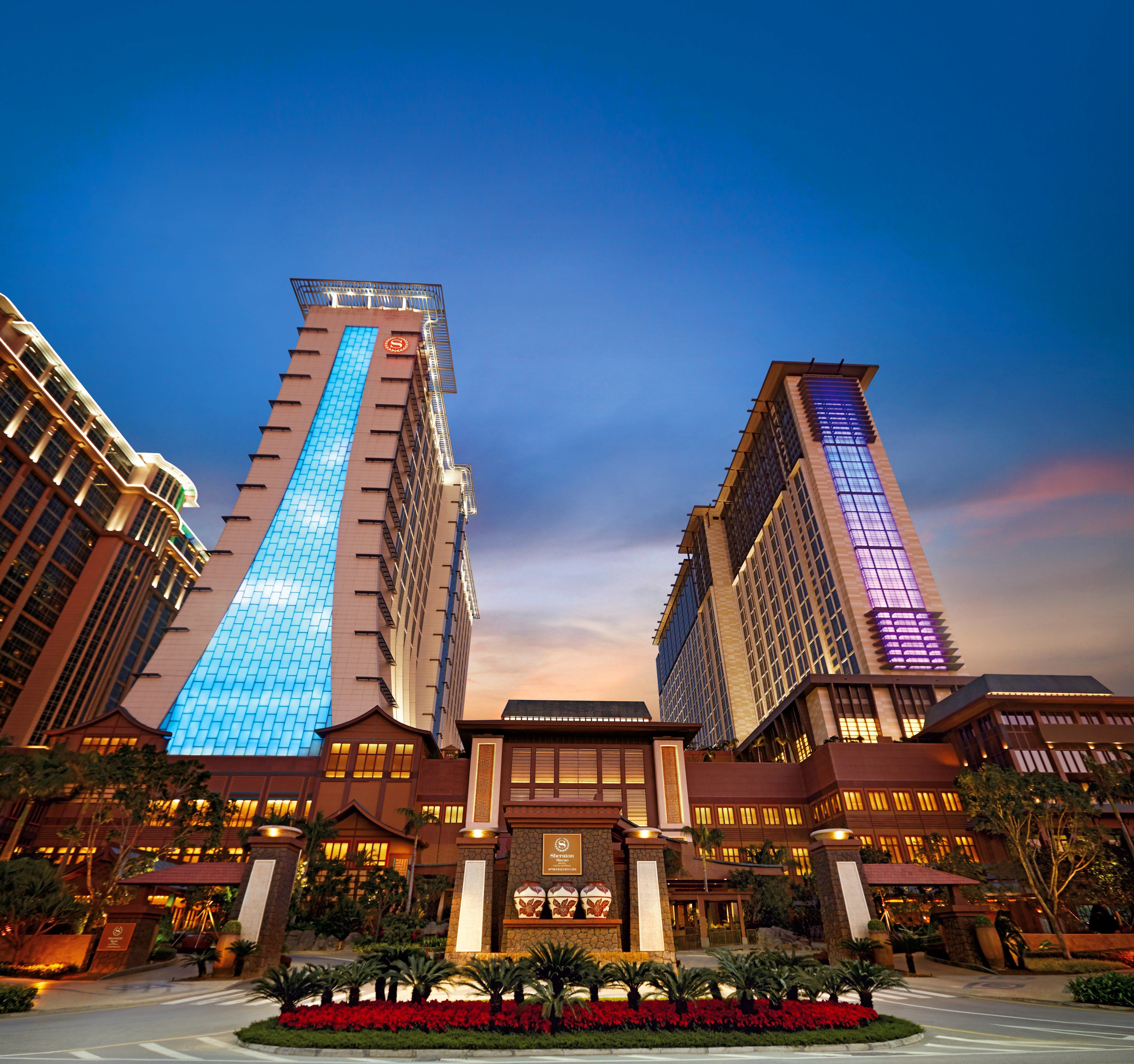 Sheraton Grand Macao Hotel Cotai Central コタイ Macau thumbnail