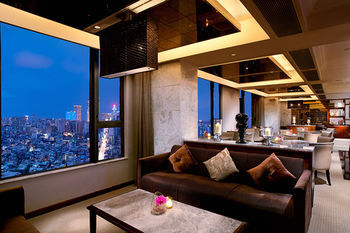 Hotel Lounge