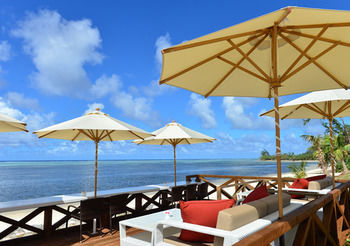 Poolside Bar