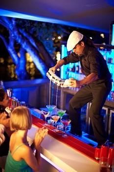 Hotel Bar