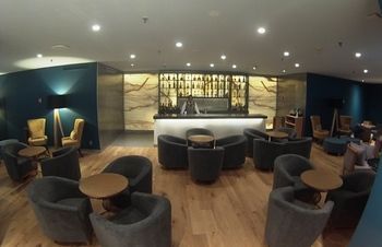 Poolside Bar