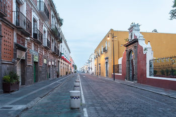 NH Puebla Centro Histórico - Tap to explore photos
