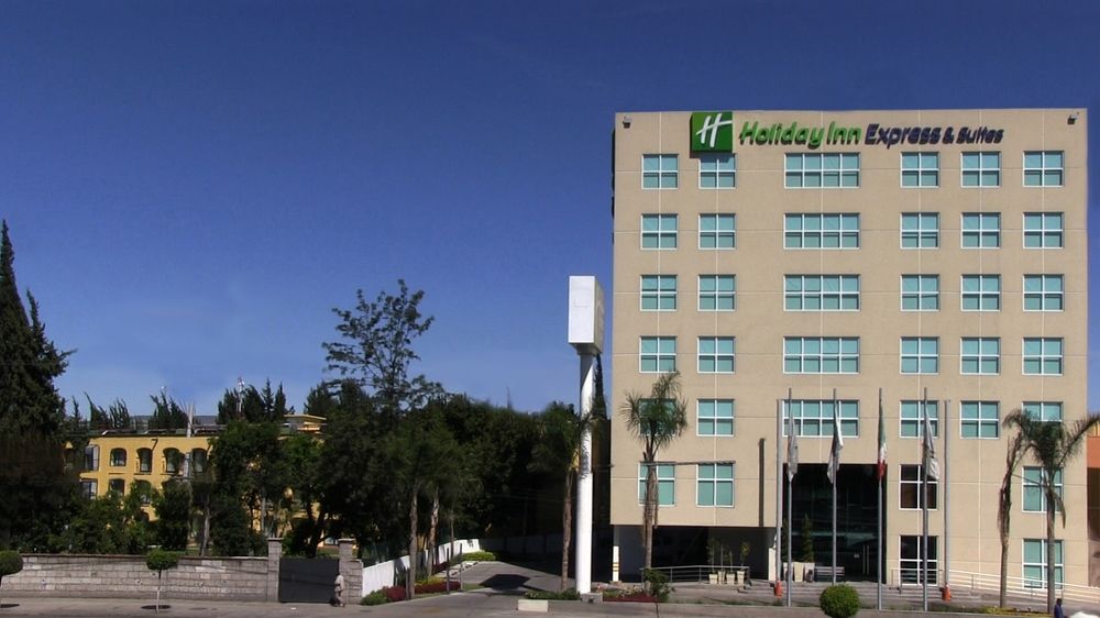 Holiday Inn Express & Suites Queretaro image 1