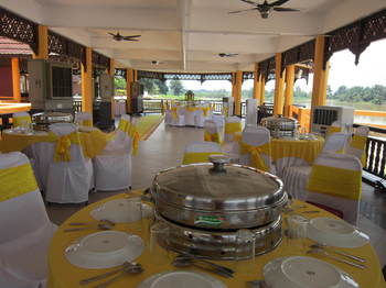 Green Village Pasir Salak Eco River Resort photo 4