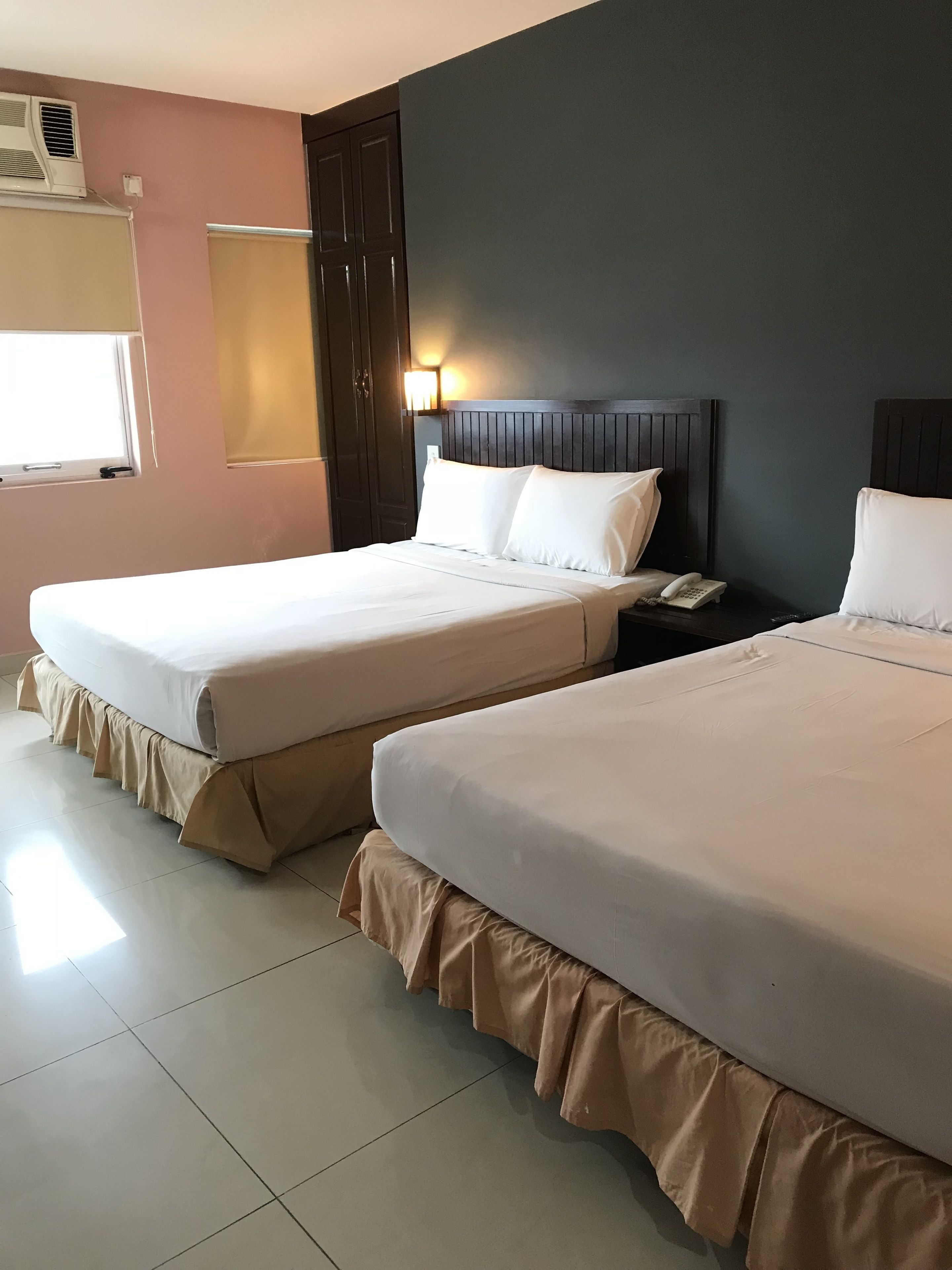 Family Hotel photo 5